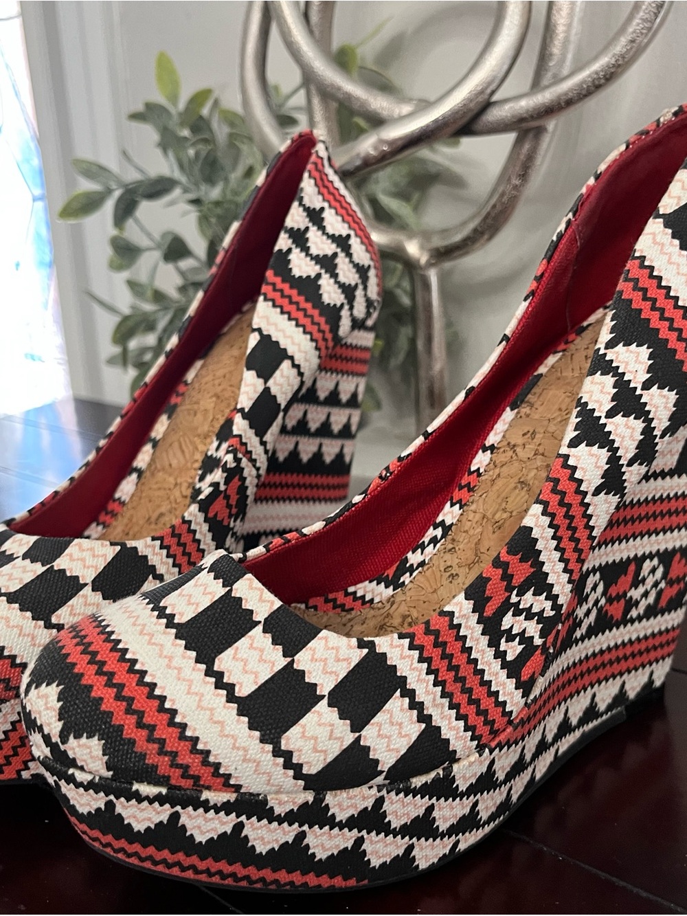 Gianni Bini Red Black White Patterned Wedge Heels